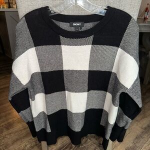 DKNY Knit Pullover Sweater Plaid Checker Print Size M